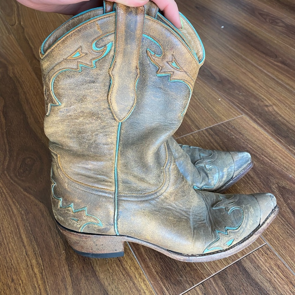 Western cowboy boots